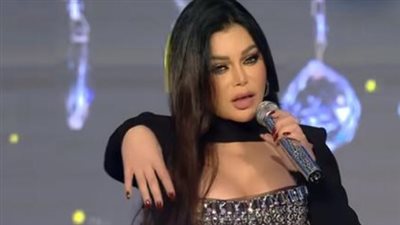 هيفاء وهبي والأرقام القياسية: كواليس النجاح الطاغي لألبوماتها وكليباتها عبر العقود