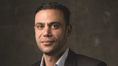 محمد إمام يكشف موعد عرض فيلمه الجديد «صقر وكناريا»