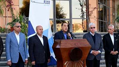 رئيس الوزراء: مستشفيات جامعة المنيا بها حاليًا 1700 سرير 