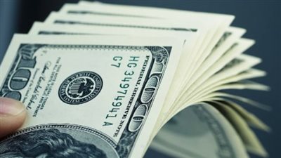 الأخضر يواصل الثبات.. أسعار الدولار اليوم في مصر بالبنك المركزي والتجاري الدولي