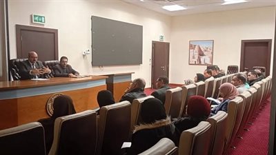 استعداداً لدورة 2026.. وزارة العمل تكثف ندوات التوعية بالانتخابات النقابية