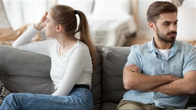 أسباب تضخم المشكلات الأسرية و4 حقوق لا بد منها لاستقرار الحياة الزوجية