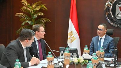 وزير الاستثمار: الحكومة تنفذ برنامجًا شاملًا لإعادة هيكلة السياسات الاقتصادية