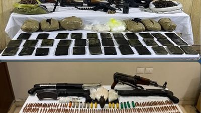 مصرع 4 عناصر إجرامية وضبط كميات كبيرة من المواد المخدرة والأسلحة النارية بـ77 مليون جنيه