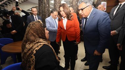 وزيرة التنمية المحلية تؤكد على التحول الرقمي وتحسين جودة الأداء الإداري بالدقهلية
