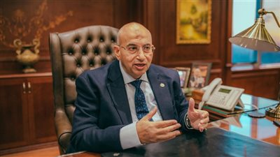 خبراء الضرائب: استيراد مستلزمات الإنتاج يكلف الدولة 60 مليار دولار سنويًا