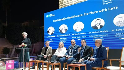 بالصور.. توقيع مذكرة تفاهم مشترك.. وبحث فرص جديدة  لتقديم خدمات الفلسطنيين  فى ضوء التطورات الراهنة