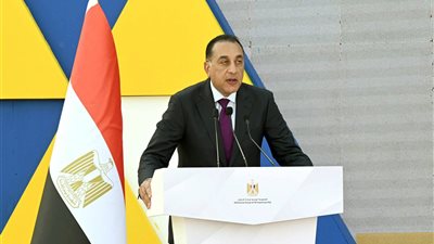 رئيس الوزراء: بناء الأمم لن يتحقق بدون بناء العقول وأغلى ما تملكه مصر هي عقول شبابها 