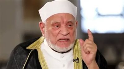 من قرية 