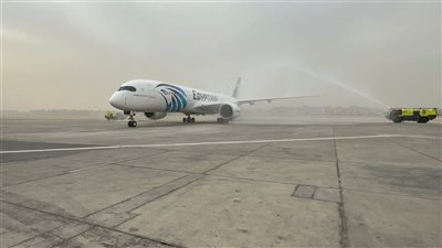 مصر للطيران تتسلم أولى طائراتها من طراز «إيرباص A350»