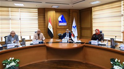 تكثيف الزيارات الميدانية للمشروعات القومية لرفع وعي الطلاب