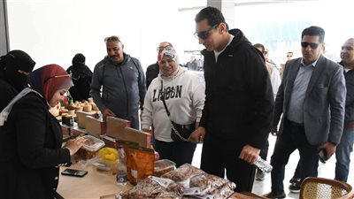 وزير الشباب والرياضة يتفقد أنشطة نادي النادي بالعاصمة الإدارية ويشيد ببرامج تمكين الفتيات
