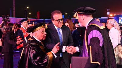 وزير الصحة يشهد تخريج الدفعة الأولى من الجامعة الأوروبية في مصر