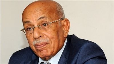 النيابة الإدارية تنعى الفقيه الدستوري مفيد شهاب: رحيل قامة قانونية دولية