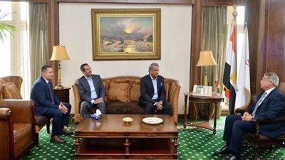 تعزيز المعايير المهنية.. لقاء 