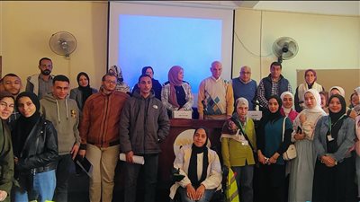 ندوة تثقيفية لبناء قدرات الطلاب من ذوي الهمم في مجال ريادة الأعمال بجامعه كفرالشيخ 