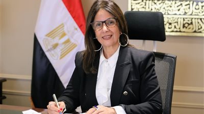 وزيرة الثقافة: الإنسان المصري في قلب أولوياتنا والثقافة ركيزة الأمن القومي