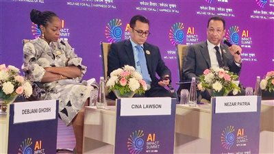 وزير الاتصالات يشارك في قمة الذكاء الاصطناعي بالهند ويستعرض تجربة مصر في تحسين الخدمات العامة