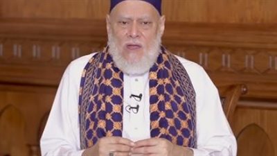 علي جمعة: الصدقة تخفي العيوب وتزيد استجابة الدعاء | فيديو