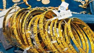 الذهب كملاذ آمن.. لماذا يفضل المصريون شراء الجنيه الذهب في ظل التقلبات السعرية الحالية؟