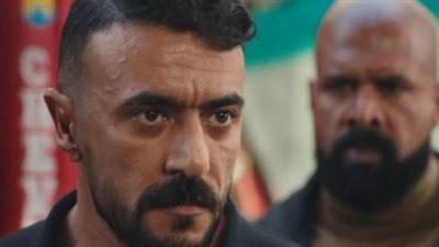 كيف جسد أحمد زكي أحلام الشباب المصري فوق الحلبة في فيلمي 