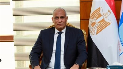 استمر ار توقف حركة الملاحة والصيد بميناء البرلس  