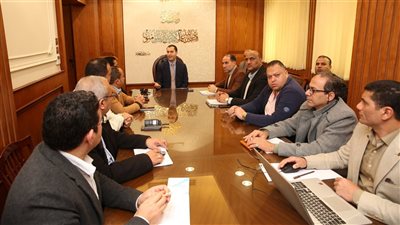 بدء لجنة تقييم أداء المراكز والمدن بكفر الشيخ لمناقشة نسب ومعايير الأداء