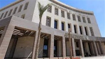 عبر قناة 