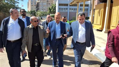 نائب وزيرة الإسكان يتفقد مشروعات مياه الشرب والصرف الصحي بمحافظة الفيوم
