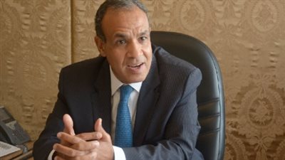 وزير الخارجية يبحث هاتفيًا مع نظيره البحريني سبل احتواء التصعيد الإقليمي الراهن