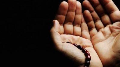 في ثامن أيام الشهر الفضيل: أسرار الدعاء المستجاب ودروس في رحمة الأيتام
