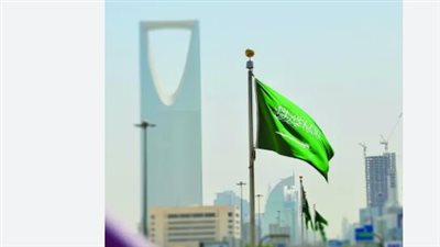 انفجارات في الرياض وطهران تستهدف القواعد الأمريكية رداً على الهجوم الإسرائيلي
