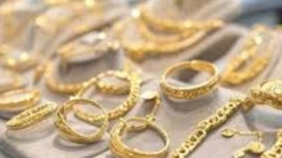 ملاذ آمن في مهب الريح: كيف أثرت قرارات ترامب الجمركية والمواجهة العسكرية على الذهب؟