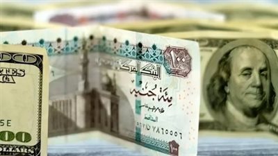 تراجع ملحوظ في سعر الدولار مقابل الجنيه المصري خلال تعاملات اليوم الأحد