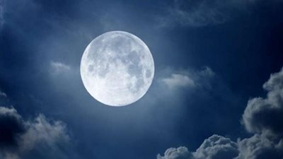 بدر رمضان 2026 يزين سماء العرب.. تعرف على سر تسميته بـ 