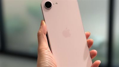آيفون 17e يتحدى المنافسين بشاشة Super Retina XDR ودعم Wi-Fi 7 المتطور