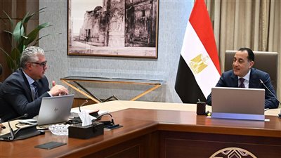مدبولي يتابع مشروعات المنطقة الاقتصادية لقناة السويس وتنفيذ 378 مشروعا