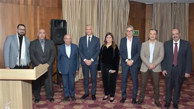 جمعية مهندسي الطائرات تكرم نقيب المهندسين