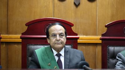 من موسوعة جرائم الفساد.. دار النهضة العربية تطلق إصدارات الدكتور محمد الجنزوري