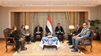 وزير الشباب والرياضة يبحث تعزيز التعاون مع منظمة التعاون الاقتصادي والتنمية لدعم تمكين الشباب