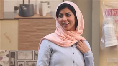 سر اختيار كارولين عزمي للأدوار الشعبية: 