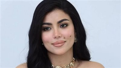 قرار جريء: كارولين عزمي ترفض عروض ارتباط من داخل الوسط الفني مرتين