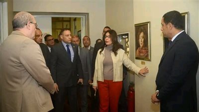 ترشيد الإنفاق الثقافي.. وزيرة الثقافة تتبنى حلولًا مبتكرة لضمان استمرارية الفعاليات