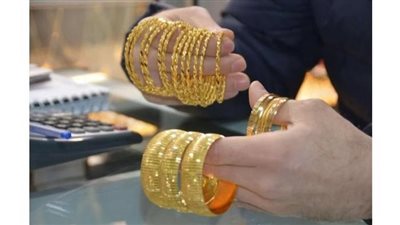 استقرار أسعار الذهب في مصر قبل بداية تعاملات الثلاثاء 17 مارس 2026