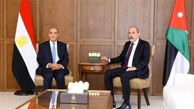 وزير الخارجية يعقد مباحثات مع نظيره الأردني في عمّان حول تداعيات التصعيد العسكري 