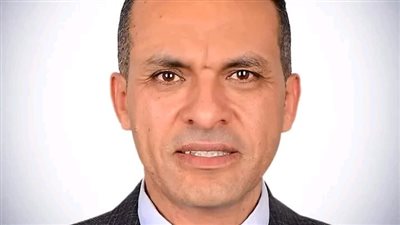 محافظ الدقهلية يهنئ الدكتور محمد عبد العظيم بمناسبة تعيينه رئيسًا لجامعة المنصورة الأهلية لمدة أربع سنوات