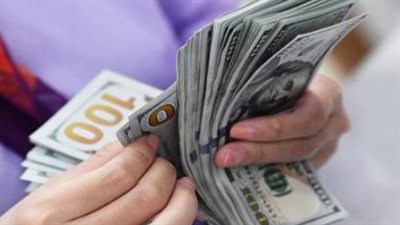 خريطة أسعار الدولار في البنوك المصرية.. هل يواصل الجنيه صموده في تعاملات منتصف الأسبوع؟