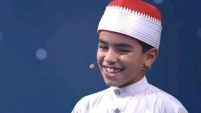 القارئ الصغير محمد القلاجي.. صوت ملائكي يعيد إحياء مدرسة الشيخ غلوش
