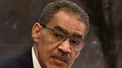 الإعلام يرد بحزم على إساءات صحفي كويتي: إجراءات قانونية وتحرك دبلوماسي لحماية العلاقات مع الكويت