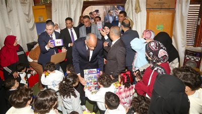 مكى  يزور دار الأيتام الرضع بكفرالشيخ ويوجه بتقديم الرعاية الكاملة لهم